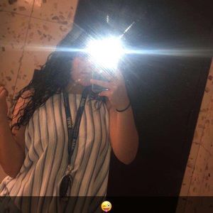 Meet your Posher, Edith